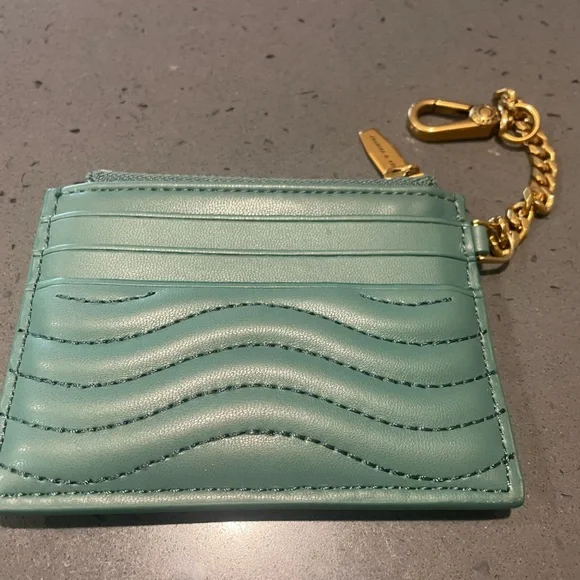 Charles and Keith card holder green - Picture 3 of 4